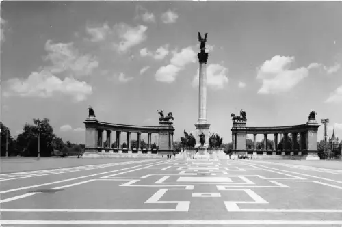 B64285 Hongrie Budapest Millennium Monument Ungarn