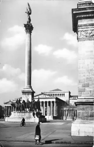 B28586 Budapest Millennium Emlekmu Ungarn