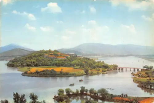 B74609 The Tai Hu Workers Sanatorium China