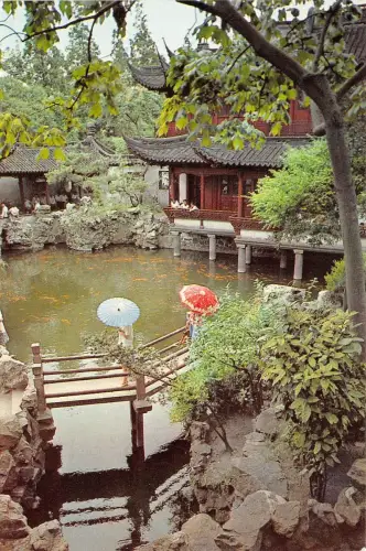 B52757 Halle zur Besichtigung des Steingartenberg Porzellan