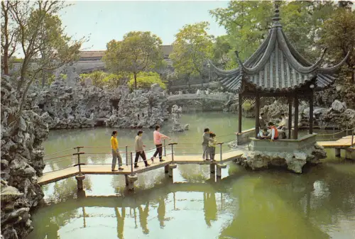 BR26007 Lion Grove Garden Foret aux Lions China