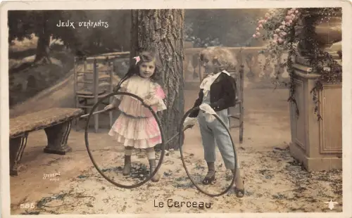 us7330 jeux d enfants le cerceau kreisspiele zirkus kinder frankreich