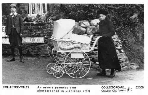 BR74723 Croydon Llanishen Frau mit Kinderwagen Wales