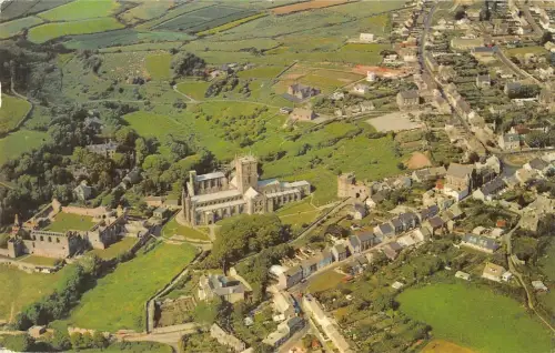 BR66937 St David s Cathedral Wales 14x9cm