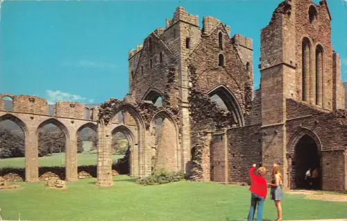 uk8059 the priory llanthony wales uk