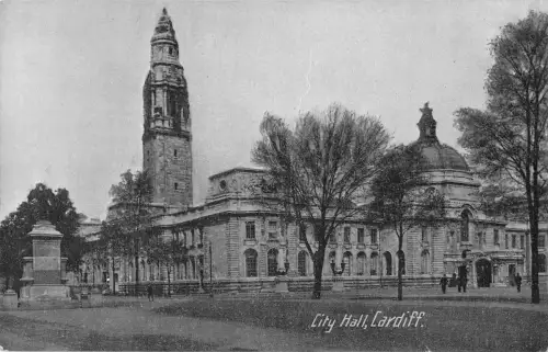 BR80613 Rathaus Cardiff Wales Echtfoto