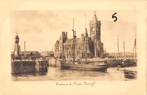 uk32700 Eingang zu Schleusen Cardiff Wales Echtfoto UK