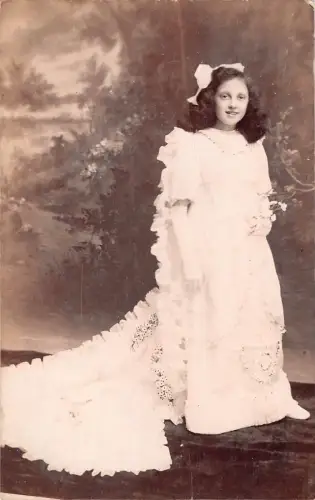 uk33506 Braut Echtfoto UK Langollen Wales Hochzeit Sozialgeschichte