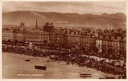 BR62177 Promenade llandudno Echtfoto Wales