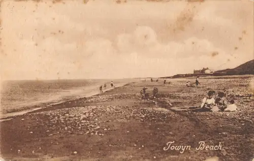 uk32146 towyn beach wales uk