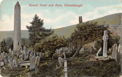 uk28950 runder Turm und Ruine Glendalough Irland