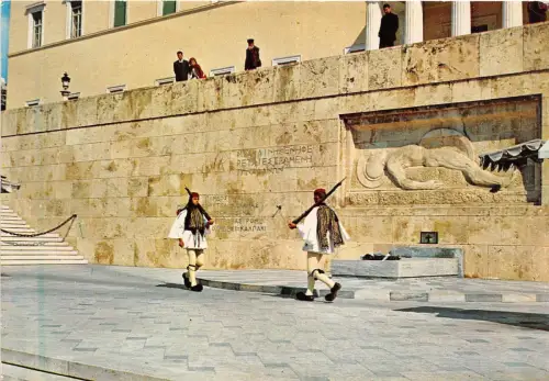 B67060 Griechenland Athen Evzon wacht am unbekannten Soldaten