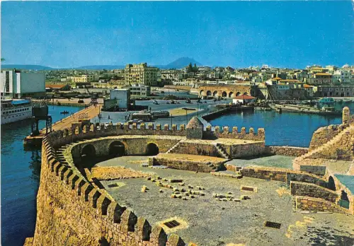 B50462 Heraclin La Fortresse Venitienne Koules Schiff Bateaux Bus Autobus Griechenland