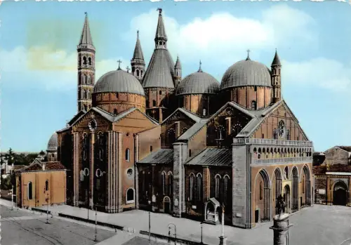 B84306 padova basilica del santo italy