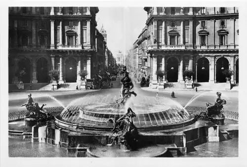 B44219 Roma Fontana Esedra e Via Nazionale 9x7cm Italien