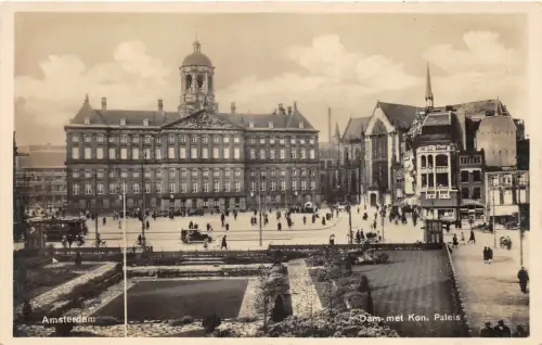 Lot 55 Amsterdam Niederlande Damm Met Kon Paleis Auto Straßenbahn Echtfoto