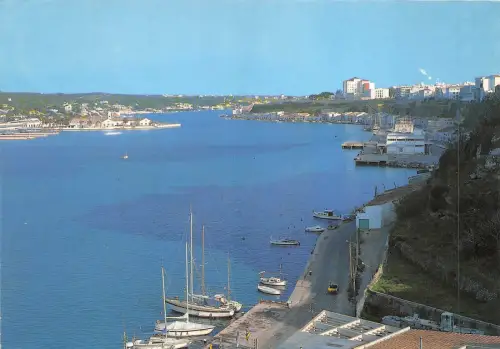 Lot 9 Mahon Spanien Menorca Gesamtansicht Boot Yacht