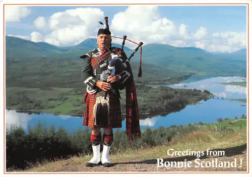uk37009 greeteings from bonnie scotland uk lot 9 uk