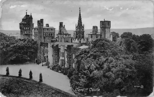 uk39591 cardiff castle wales echtfoto uk lot 22 uk