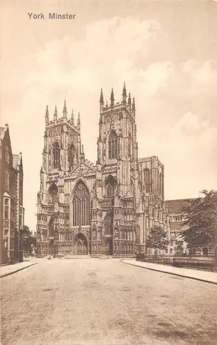 uk39522 york minster real photo uk lot 22 uk