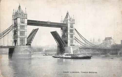 Br33731 London Tower Bridge England
