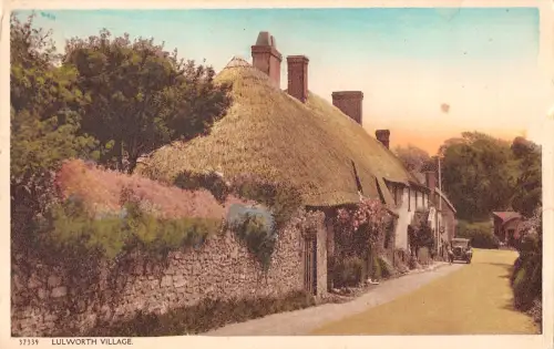 uk38990 lulworth village uk lot 19 uk