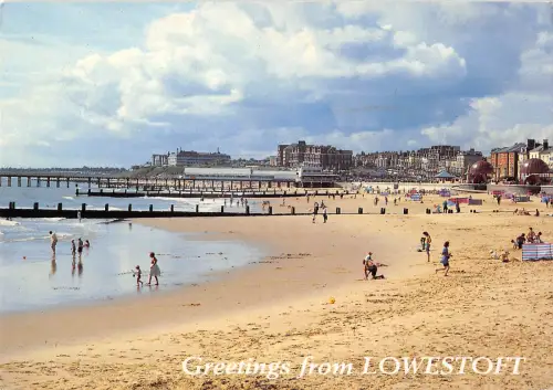 uk35454 greetings from loweroft uk lot uk 1