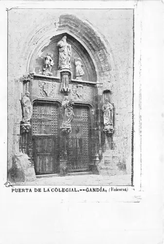 uk42869 puerta de la colegial gandia valencia spanien
