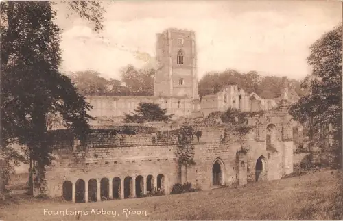 uk39127 Fountains Abbey Ripon Echtfoto UK Lot 20 UK