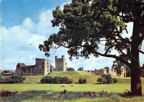 uk35903 helmsley castle from duncombe park uk lot 4 uk