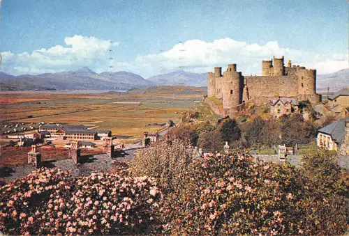 uk35910 harlech castle merioneth wales uk lot 4 uk
