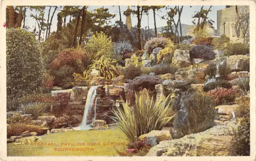 uk38455 Wasserfall Pavillon Steingarten Bournemouth UK Lot 17 UK