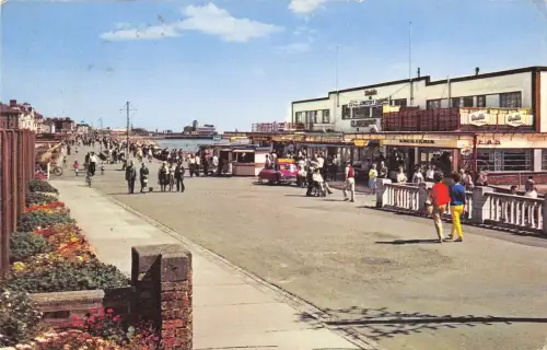 uk38744 claremont pier and esplanade loweroft uk lot 18 uk