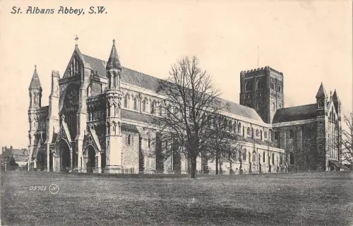 uk38484 st albans abbey real photo uk lot 17 uk
