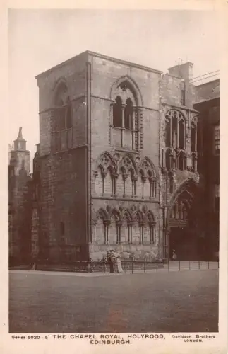 uk38586 chapel royal holyrood edinburgh scotland real photo uk lot 17 uk