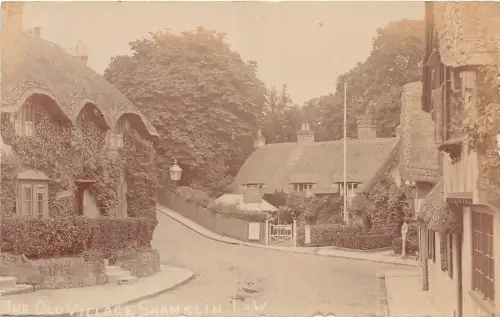 BR62619 Das alte Dorf Shanklin Insel Wight UK Echtfoto