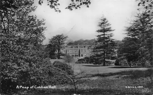 uk40269 peep at cobham hall echtfoto uk kent