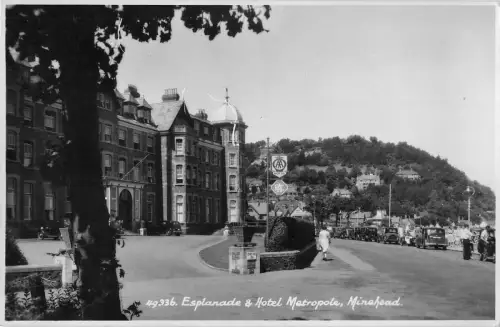BR74353 Esplanade und Hotel Metropole Minehead Echtfoto UK