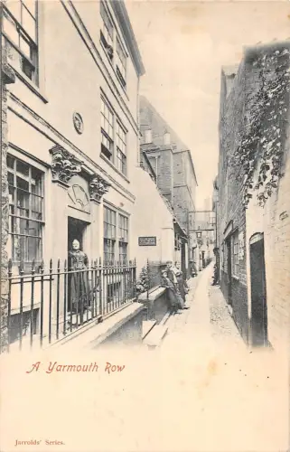 uk37517 a yarmouth row real photo uk lot 12 uk