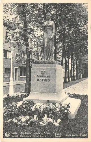 Lot 25 Alost Monument Reine Astrid Emile Winkel Alst Belgien Skulptur