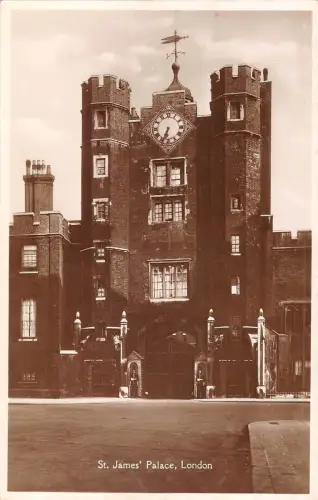 uk39399 st james palace london real photo uk lot 21 uk