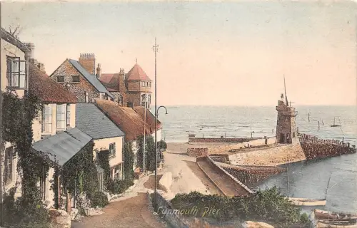 BR64328 Lynmouth Pier UK