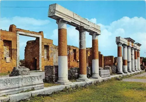 B74565 pompei particolare del faro italien