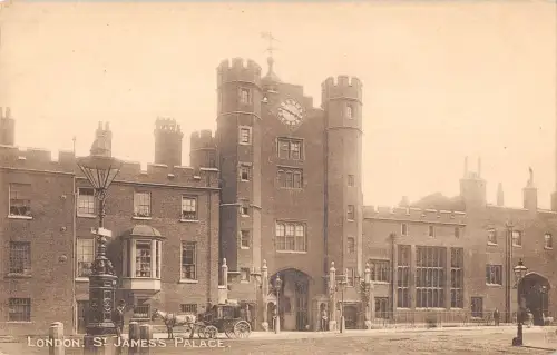 BR94406 London St James Palace Streitwagen Echtfoto UK