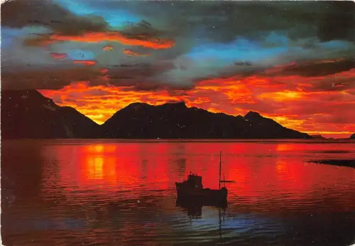 B68784 Mitternachtsstimmung bei Lyngen Nordnorwegen