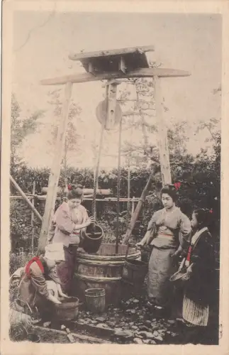 B81612 Wasser aus Brunnen Geisha Typen Japan Vorder-/Rückbild holen