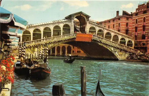 BR819 Italia Venezia Ponte di Rialto Boote Bateaux Italien