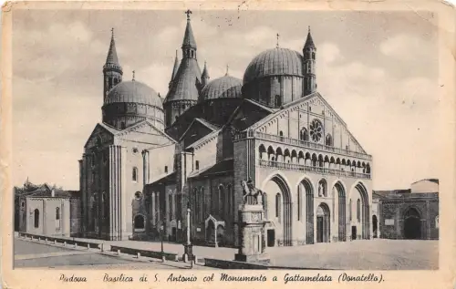B74654 padova basilica di s antonio italy