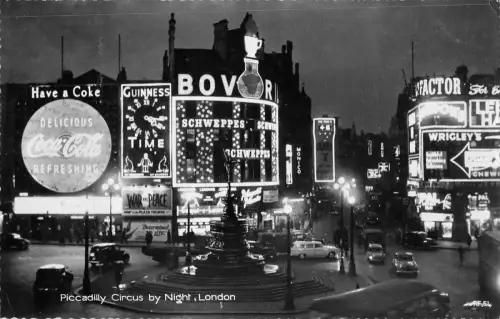 BR78544 Coca Cola Wrigley S Piccadilly Circus bei Nacht London Echtfoto UK