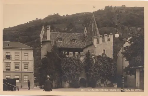 B79695 die landesfurstliche burg in meran italy front/back image